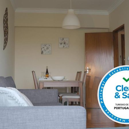 B Apartamentos Виана до Кастело Екстериор снимка